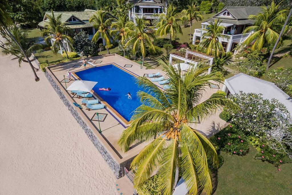 Villa Nirvana - Beachfront Tropical Chic 4Br Haven In Cape Panwa, Phuket Ban Makham Esterno foto